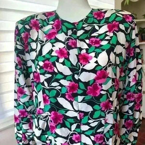 Pura Seta - 100% Pure Silk Blouse w/ shoulder pads & front pockets- Size 40